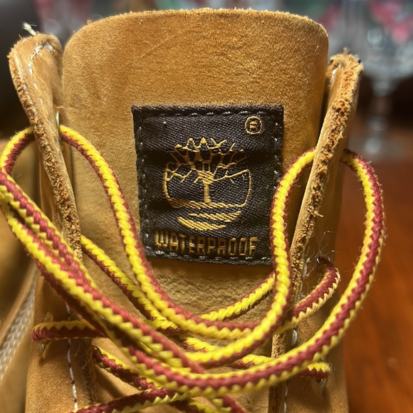 Timberland Women’s size 6 Waterproof boots - Picture 3 of 8